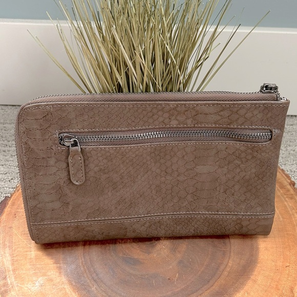 Joy Susan Tina Python Vegan Leather Zip Around Wristlet Clutch 10” x 6” NWOT. - Picture 3 of 16